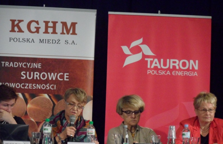 od lewej: Magdalena Środa, Henryka Bochniarz, Danuta Hubner, Barbara Labuda; Rytro, 17 maja 2013 r.